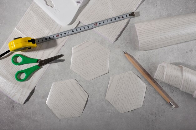 Właściwości i zastosowania klejów mineralnych do płytek ceramicznych i kamienia naturalnego