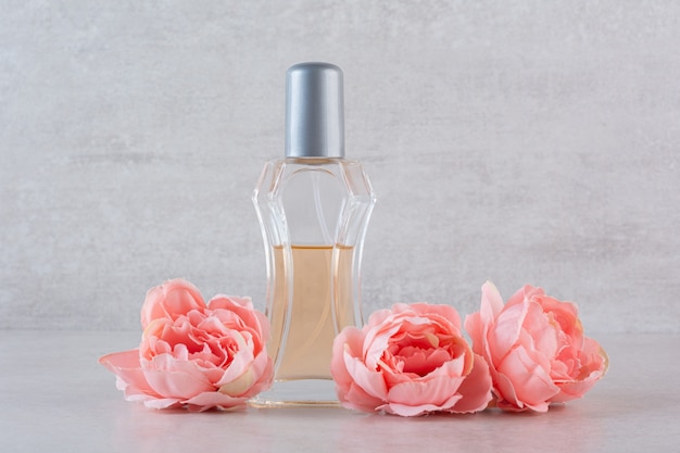Jak wybrać idealne perfumy damskie na każdą okazję?